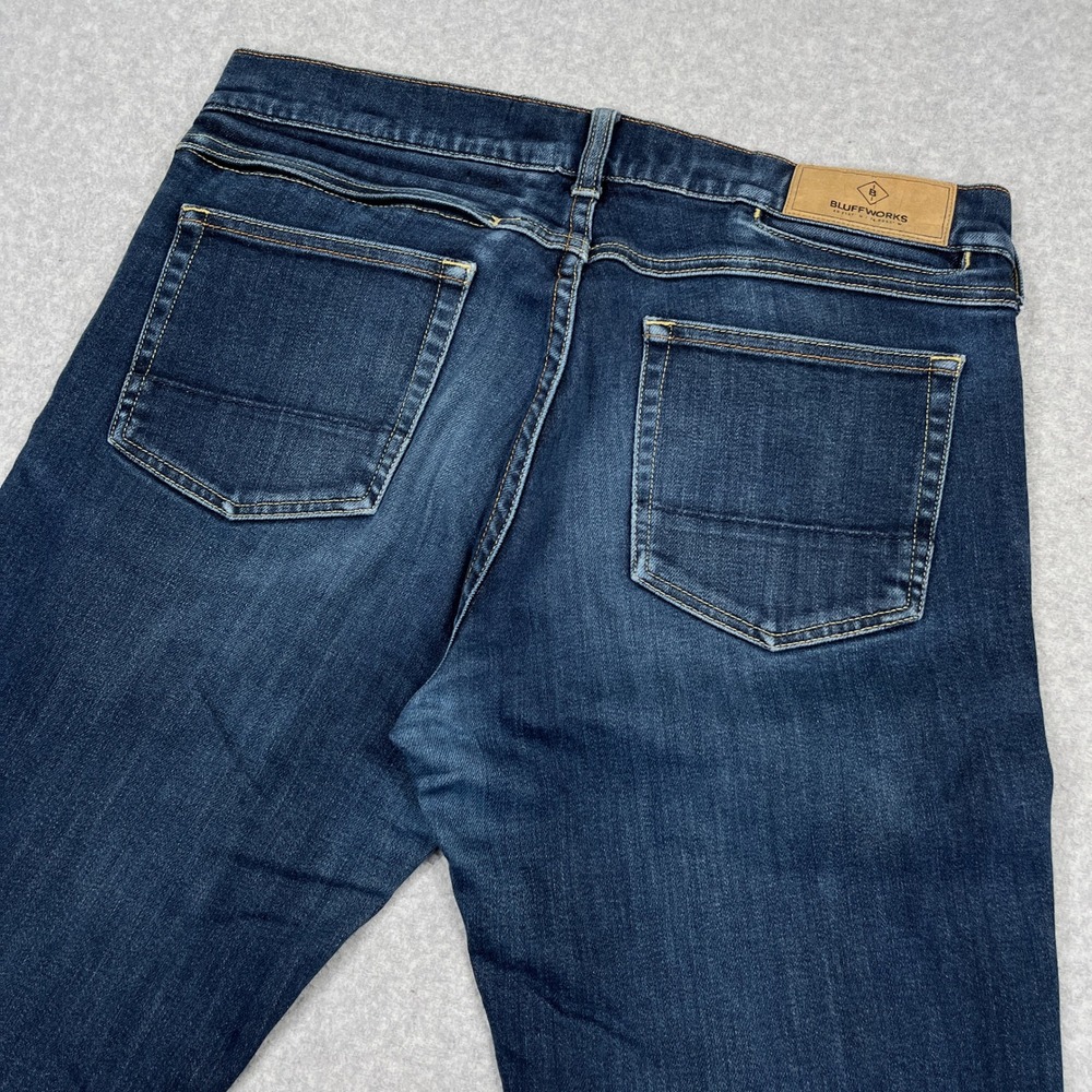 Bluffworks Departure 2.0 Jeans Mens 31x32 (31x30) Blue Slim Fit Workwear Denim - Picture 11 of 16